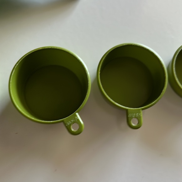 Vintage Kitchen Cooking Measuring Cups 1970 's Avocado Green 6 piece Set Baking - Picture 6 of 7